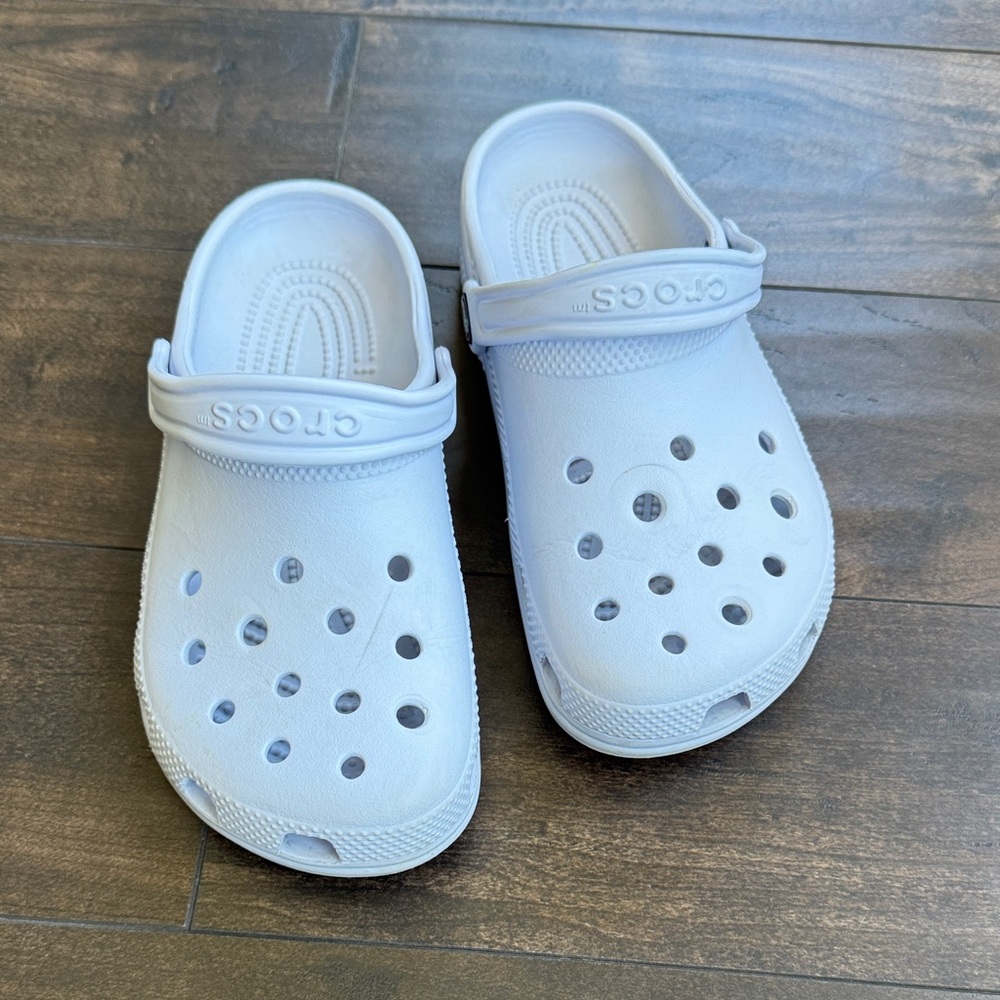 CROCS Kids Classic Clog in Light Purple